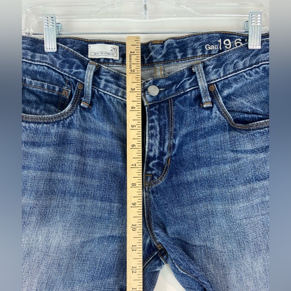 Gap 1969 Medium Wash Sexy Boyfriend Straight Leg Jeans Size 26x26 (753) - Picture 4 of 12